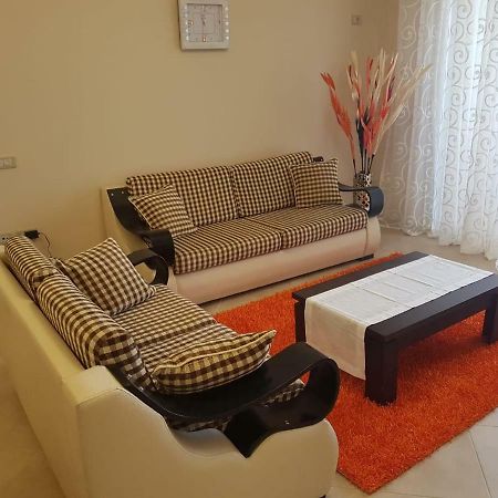 Sunny Beach Apartment Vlora Bagian luar foto