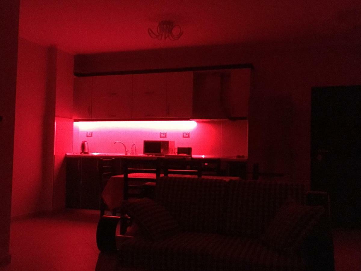 Sunny Beach Apartment Vlora Bagian luar foto