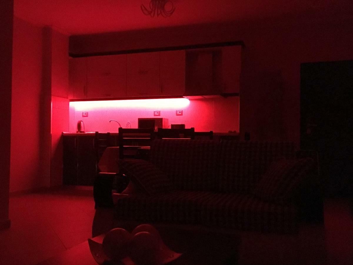 Sunny Beach Apartment Vlora Bagian luar foto