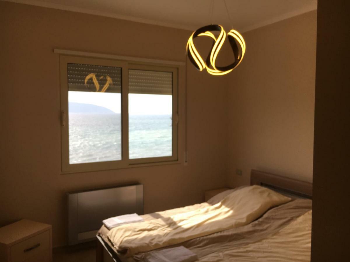 Sunny Beach Apartment Vlora Bagian luar foto