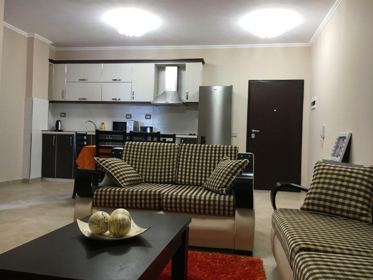 Sunny Beach Apartment Vlora Bagian luar foto