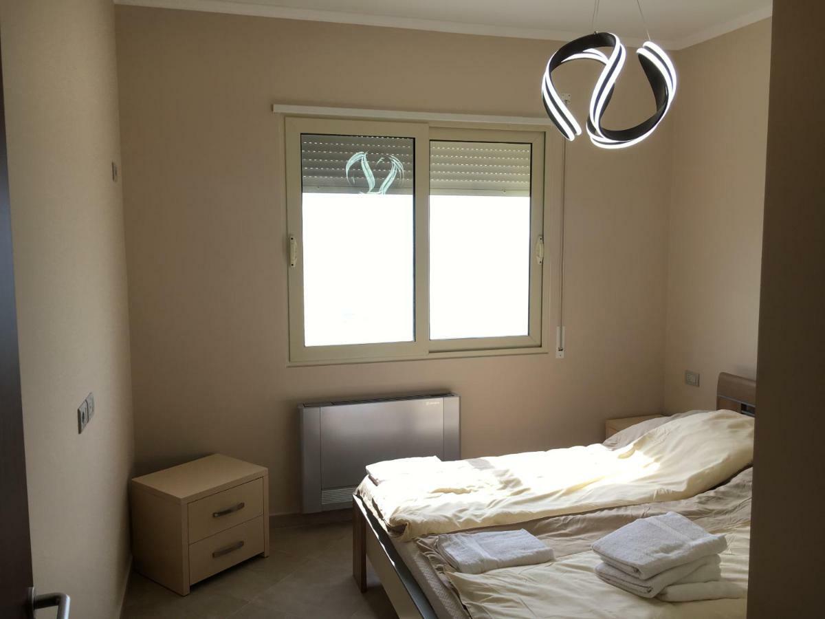 Sunny Beach Apartment Vlora Bagian luar foto