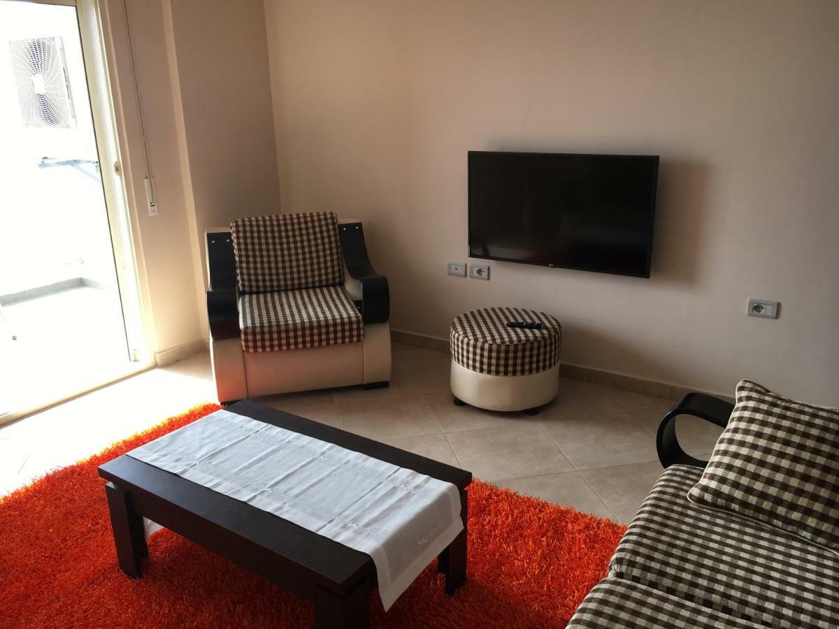 Sunny Beach Apartment Vlora Bagian luar foto