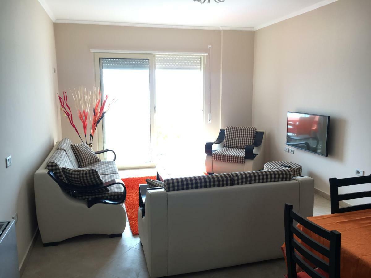 Sunny Beach Apartment Vlora Bagian luar foto