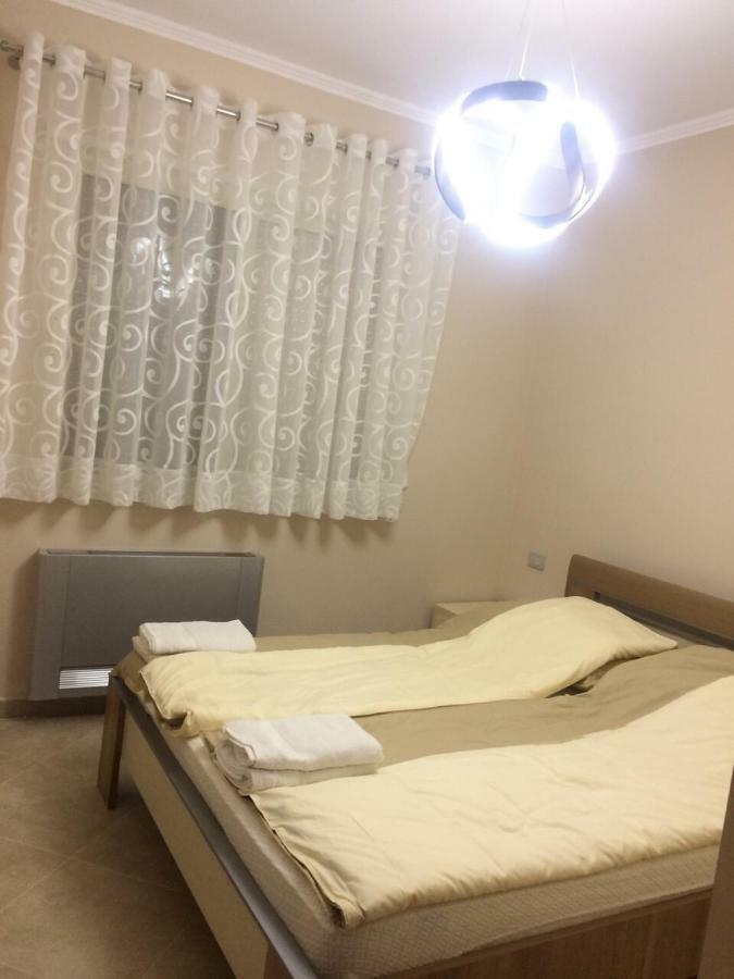 Sunny Beach Apartment Vlora Bagian luar foto